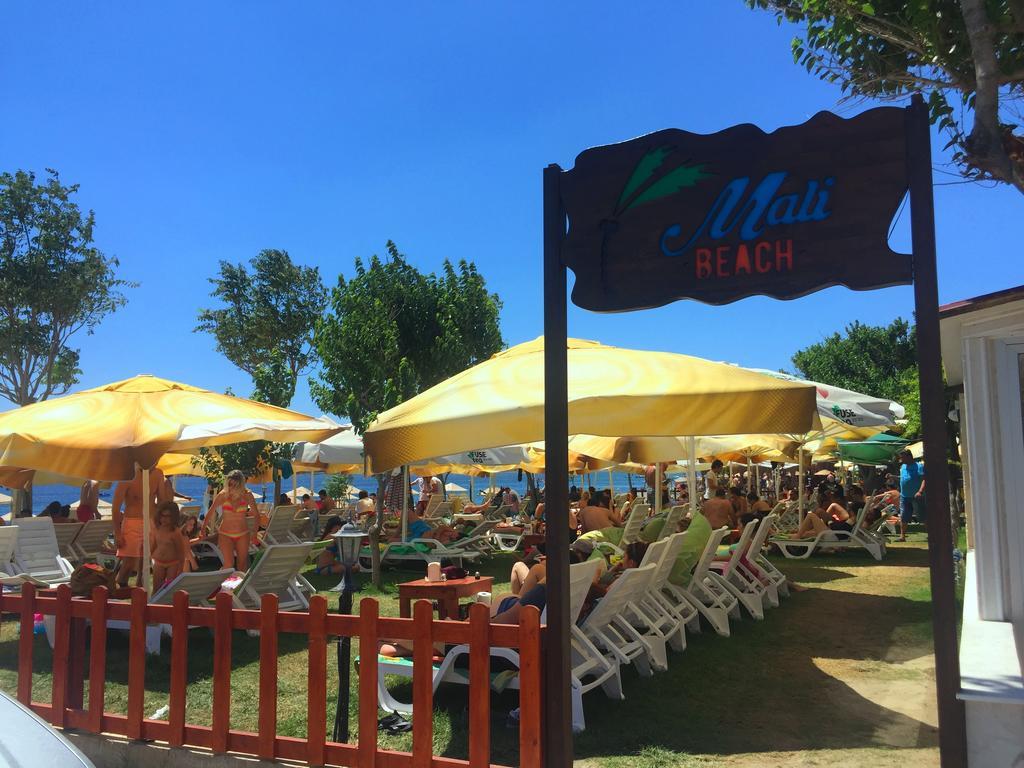 Mali Beach Siğacık Exteriér fotografie